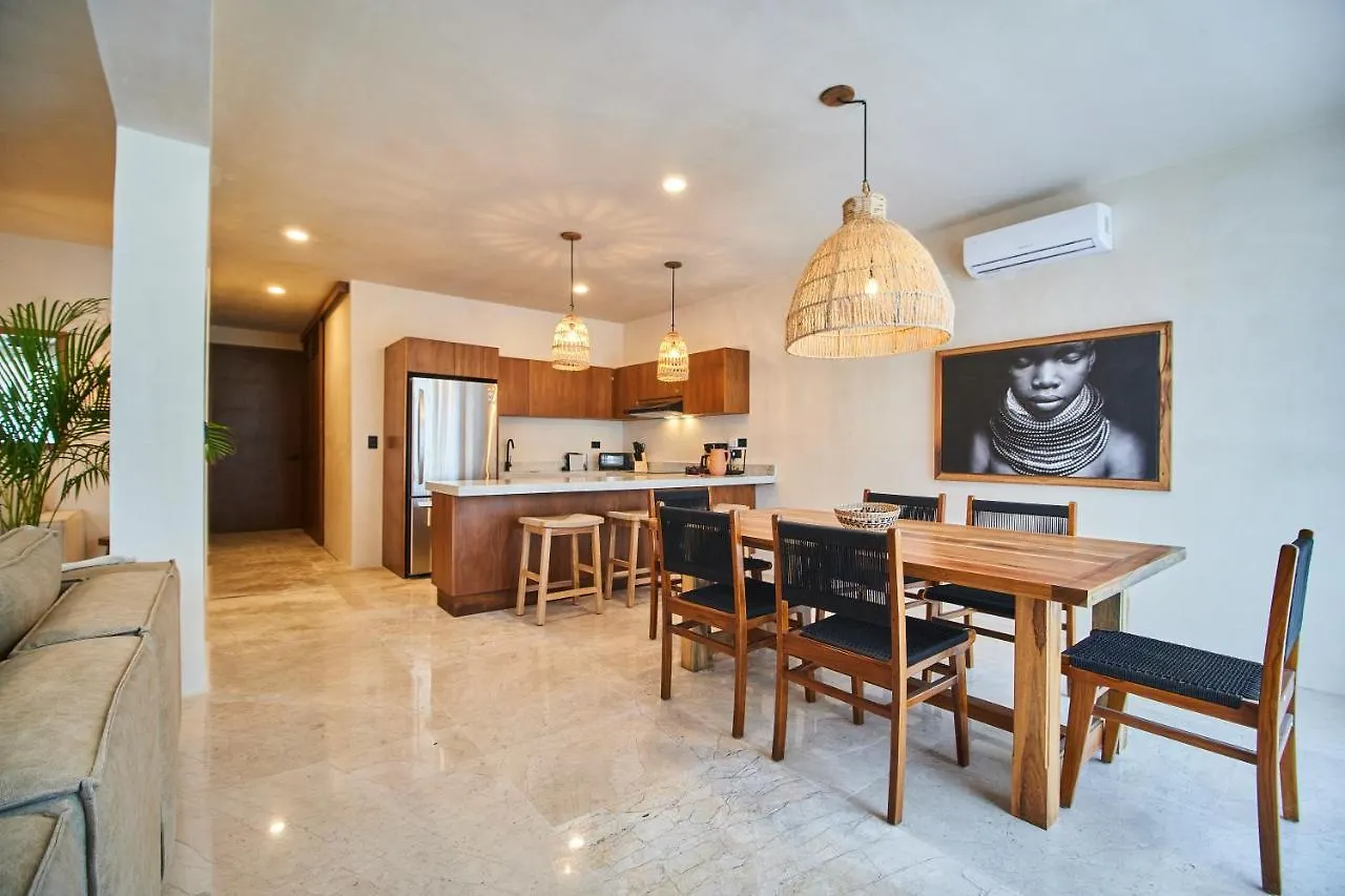 Fancy Tropical Apartment Cozy Private Balcony With Plunge Pool Premium Location In טולום 0*,